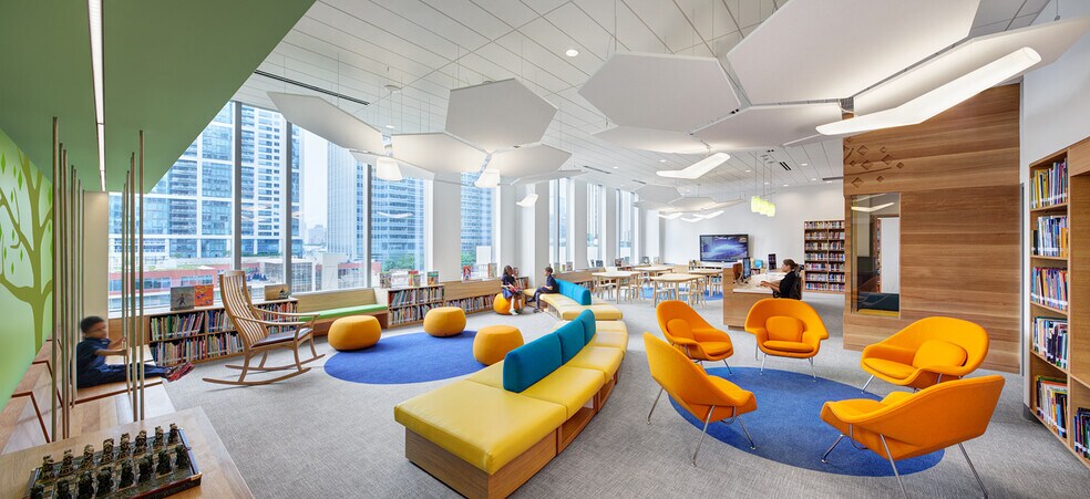 More Photos Of 350 E South Water St, Chicago Schools For Lease
