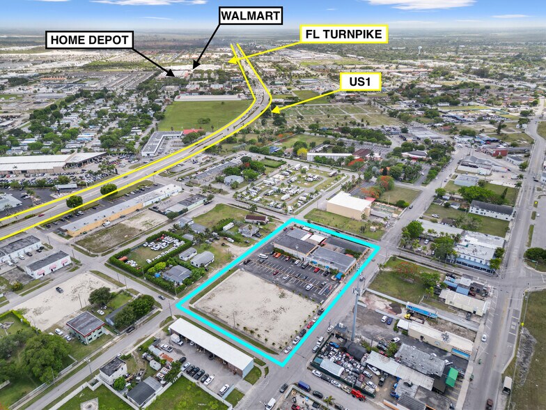 More Photos Of 17 NE 1st Rd, Homestead Storefront Retail Office For Sale