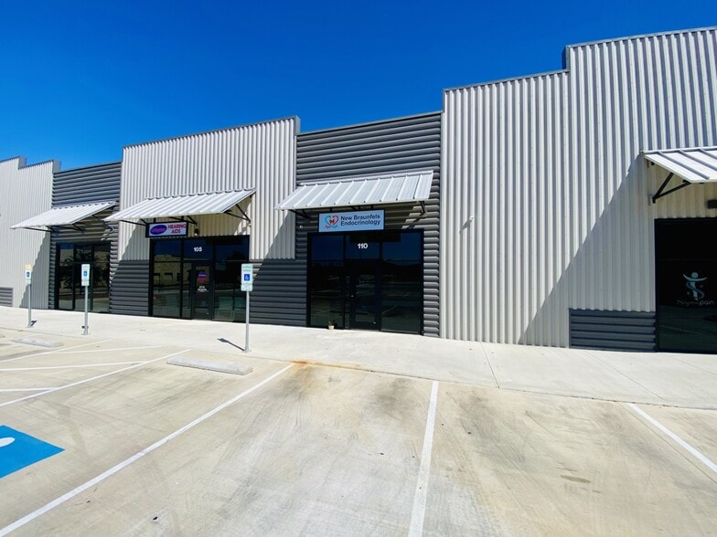 Primary Photo Of 741 Generations Dr, New Braunfels Medical For Lease