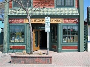More Photos Of 215 E Central Ave, Mackinaw City General Retail For Sale