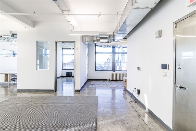 More Photos Of 305 Seventh Ave, New York Office For Sale