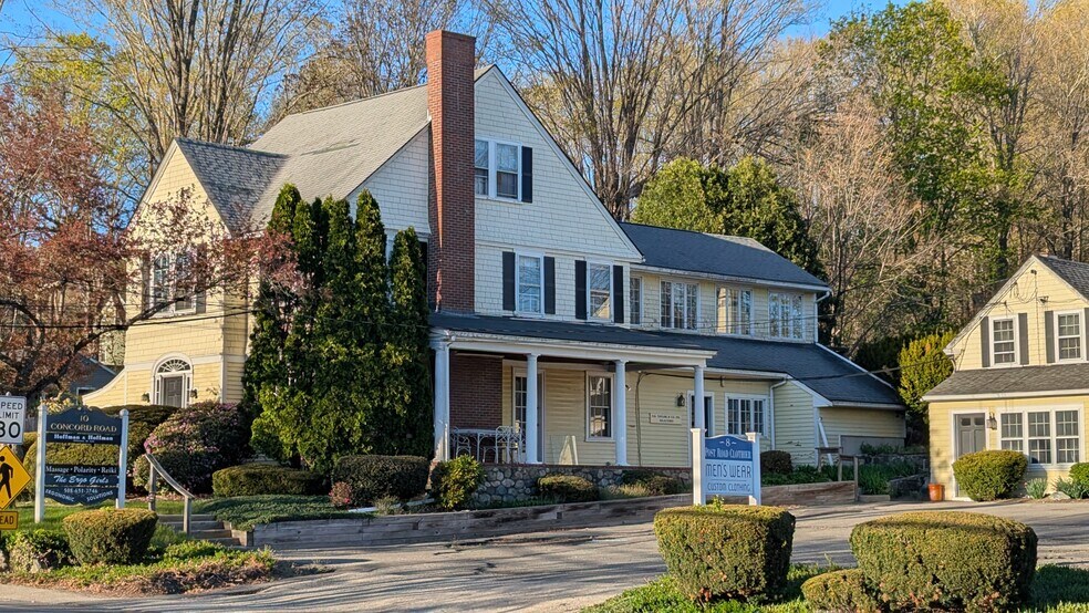 More Photos Of 356 Boston Post Rd, Sudbury Office For Sale