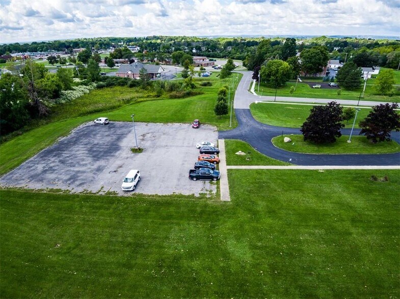 More Photos Of 4500 Millennium Dr, Geneseo Medical For Sale