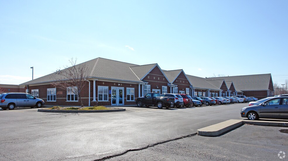 More Photos Of 2181 E Aurora Rd, Twinsburg Office For Sale