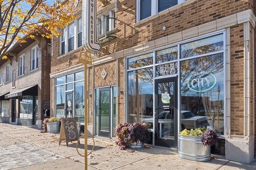 Primary Photo Of 3721 S Kingshighway Blvd, Saint Louis Office For Lease