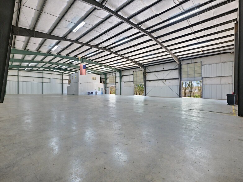 Primary Photo Of 1225 Royal Dr, Conyers Warehouse For Lease