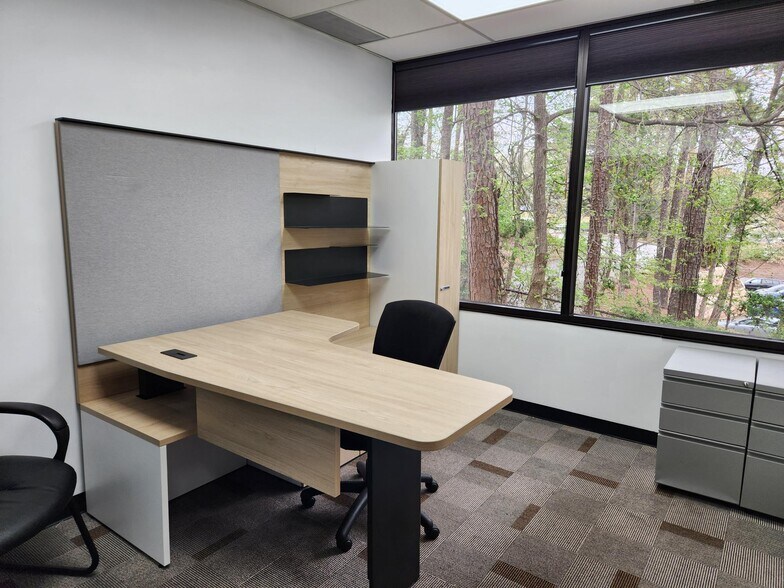 More Photos Of 1685 Terrell Mill Rd SE, Marietta Coworking Space