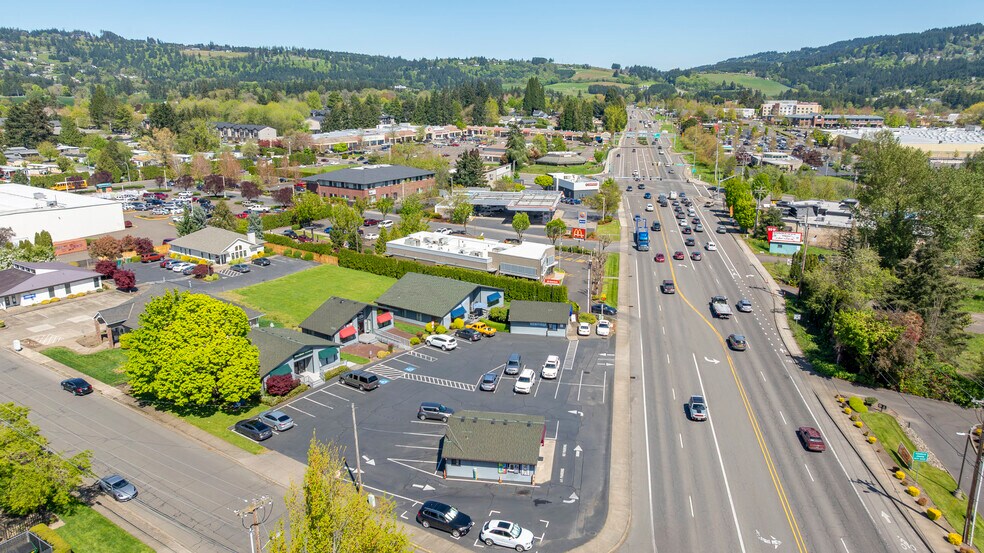 More Photos Of 2911 E Portland Rd, Newberg Office For Sale