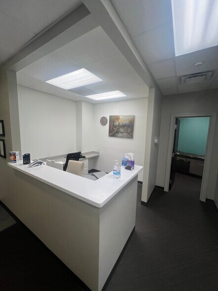 More Photos Of 11808 Kingston Pike, Knoxville Medical For Lease