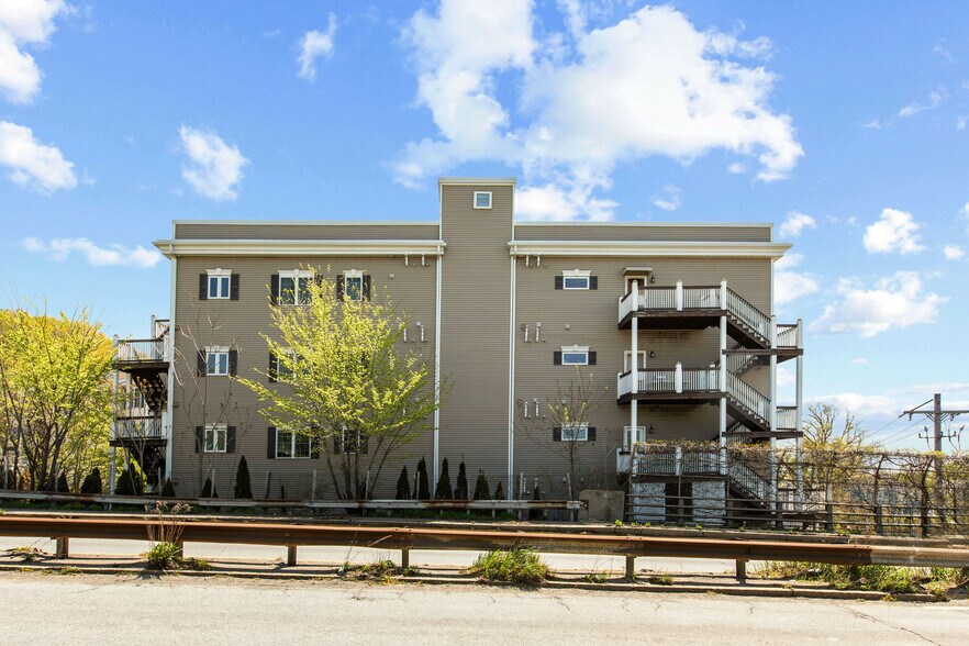 More Photos Of 473 Revere Beach Pky, Revere Apartments For Sale