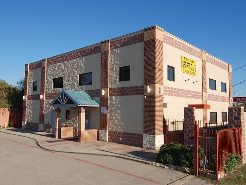 Primary Photo Of 5214 Botham Jean Blvd, Dallas Lodge Meeting Hall For Sale