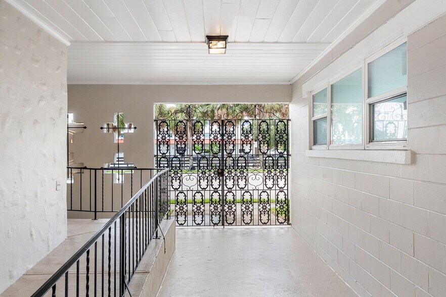 More Photos Of 1824 S Harbor City Blvd, Melbourne Religious Facility For Sale