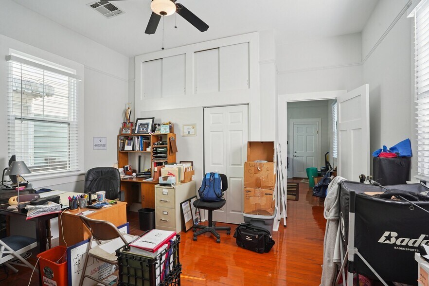 More Photos Of 4705 Iberville St, New Orleans Office For Sale
