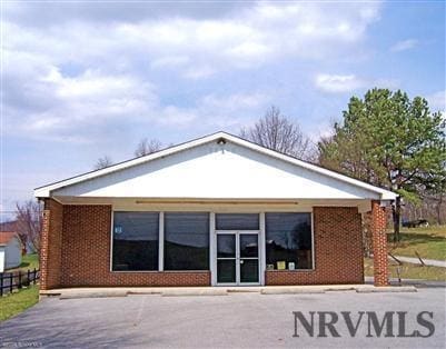 Primary Photo Of 5728 McCoy Rd, Blacksburg Warehouse For Sale