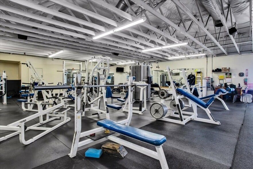 More Photos Of 73782 Two Mile Rd, Twentynine Palms Health Club For Sale