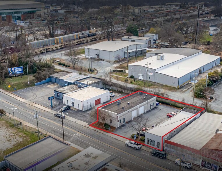 Primary Photo Of 930-932 N Chapman St, Greensboro General Retail For Sale