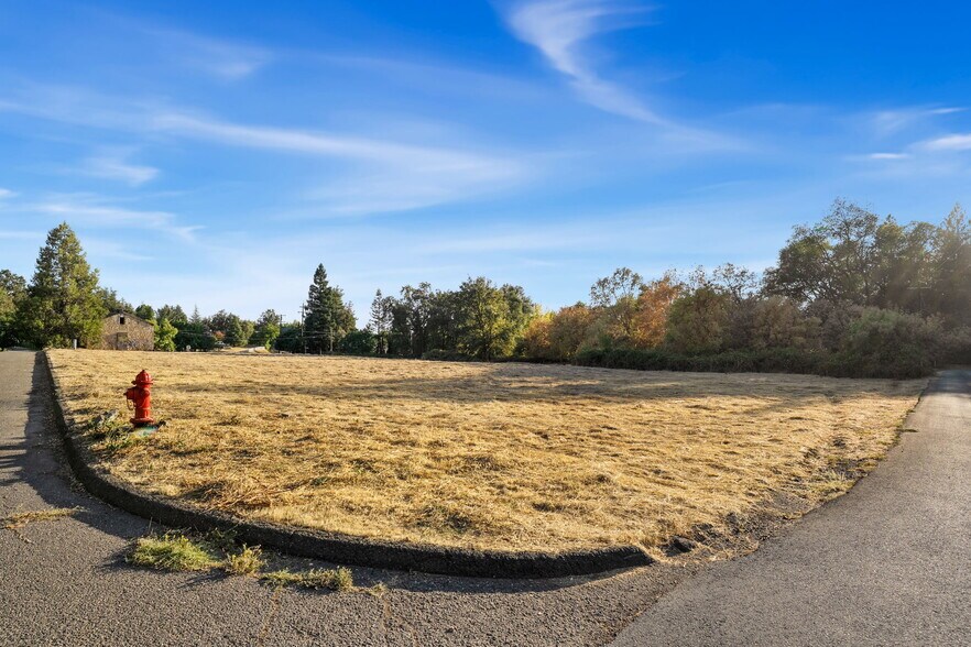 More Photos Of 425 Pleasant Valley Rd, Diamond Springs Land For Sale