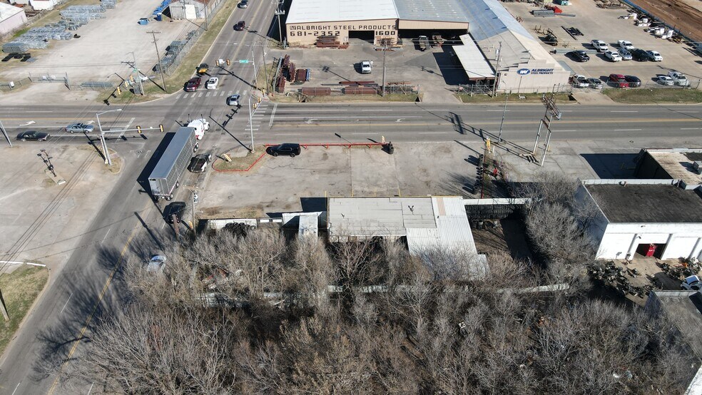 More Photos Of 1601 S May Ave, Oklahoma City Freestanding For Sale