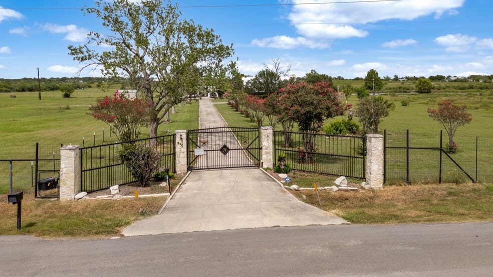 Primary Photo Of 210 Tolle Rd, Cibolo Land For Sale