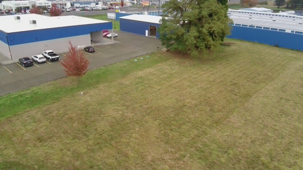 More Photos Of 624 9th Ave, Longview Land For Lease