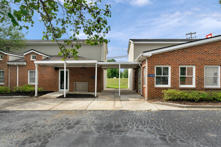 More Photos Of 1201-1203 Colonial Commons Ct, Lancaster Medical For Lease