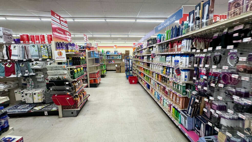 More Photos Of 7439 Vine St, Cincinnati Freestanding For Sale