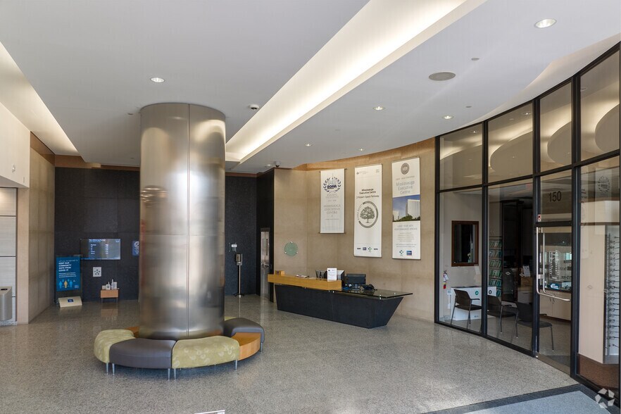 More Photos Of 1 Robert Speck Pky, Mississauga Unknown For Sale