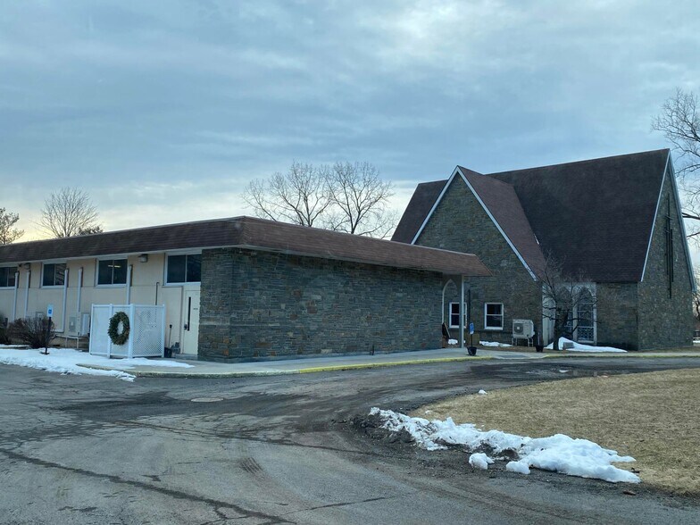 More Photos Of 16 Hillcrest Dr, Ravena Specialty For Sale