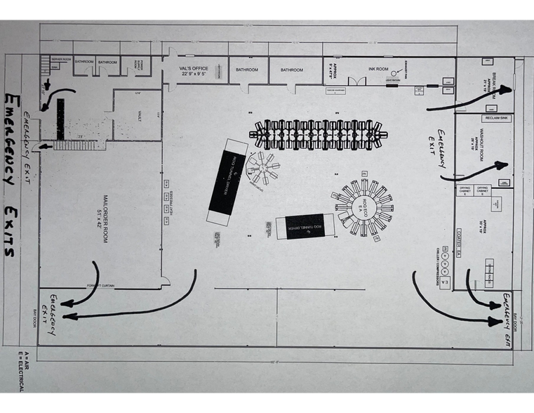 More Photos Of 4303 Southerland Rd, Houston Warehouse For Sale