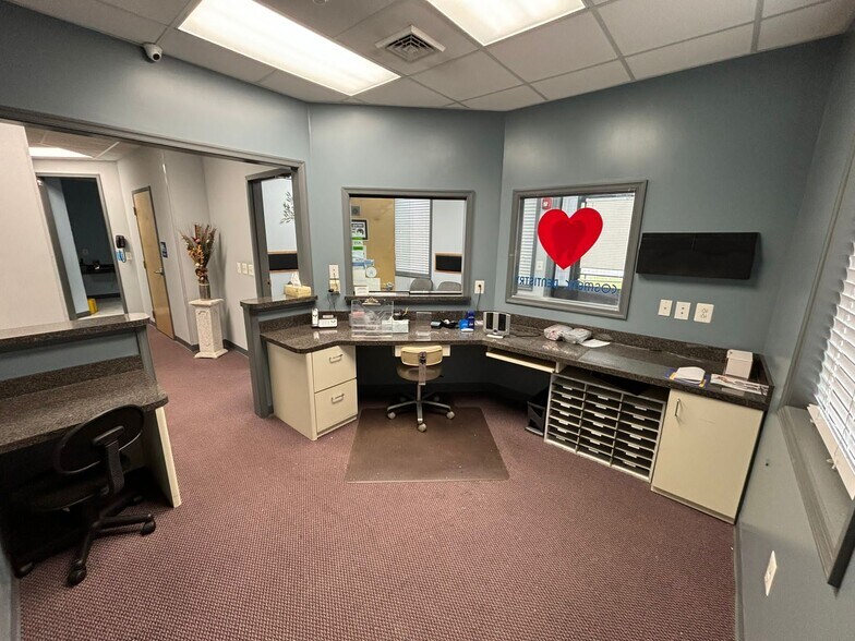 More Photos Of 1949 Devereaux Ave, Philadelphia Medical For Lease