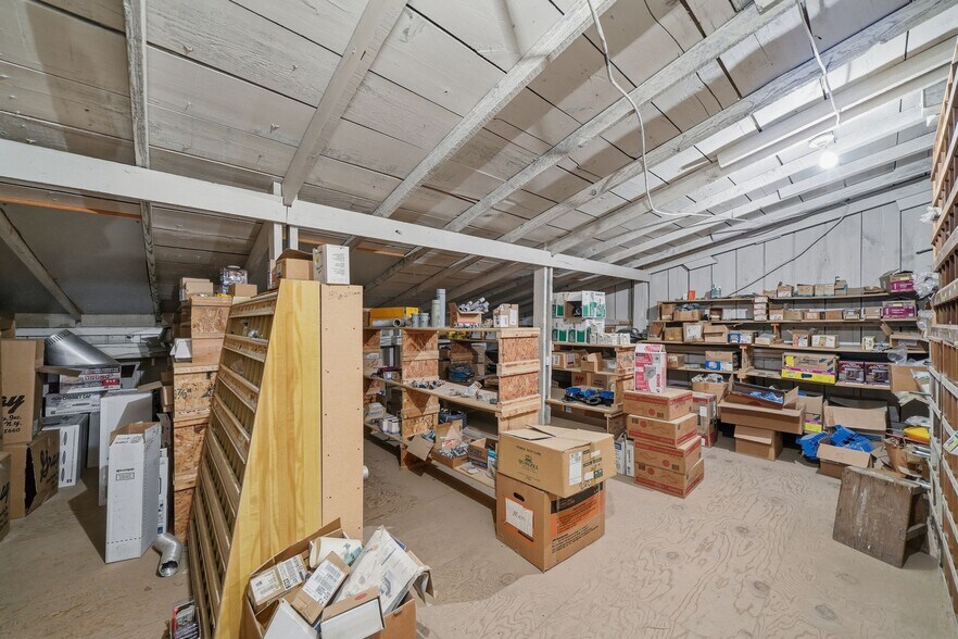 More Photos Of , Valparaiso Unknown For Sale