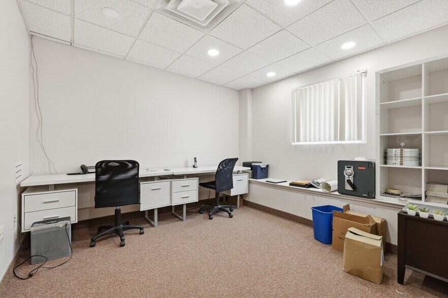 More Photos Of 434-440 High St, Holyoke Storefront Retail Office For Sale