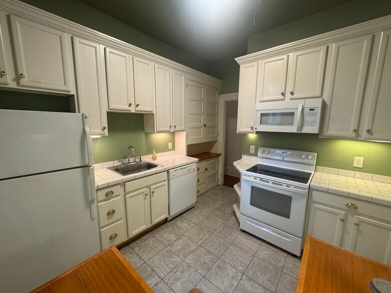 More Photos Of 659 Maryland Ave, Pittsburgh Apartments For Sale