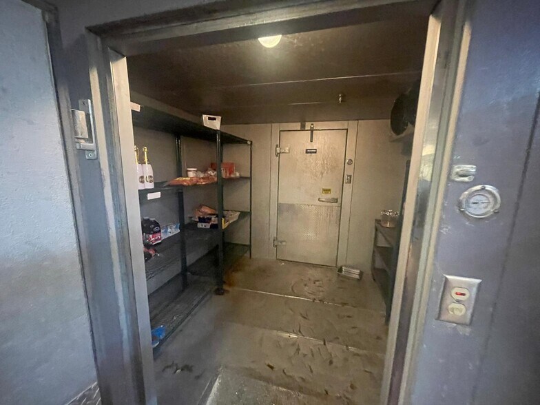 More Photos Of 1700 US-280, Phenix City Hotel For Sale