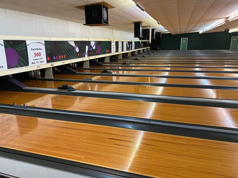 More Photos Of 630 Village Rd, Shallotte Bowling Alley For Sale