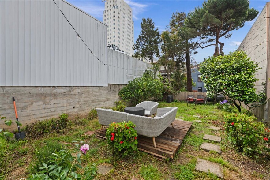 More Photos Of 1159-1169 Union St, San Francisco Apartments For Sale