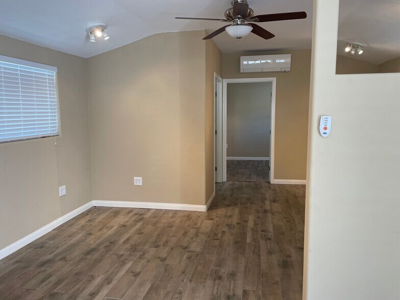More Photos Of 8843 Winter Gardens Blvd, Lakeside Office For Lease