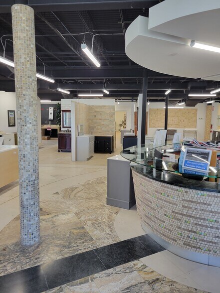 More Photos Of 1641 E Marlton Pike, Cherry Hill Showroom For Lease