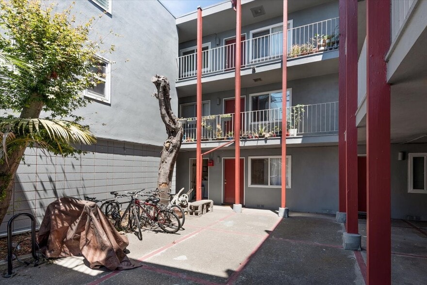 More Photos Of 2801 College Ave, Berkeley Apartments For Sale