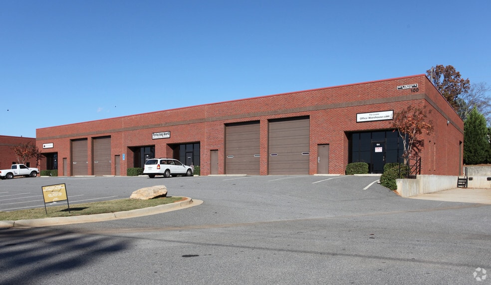 More Photos Of 248 E Crogan St, Lawrenceville Warehouse For Lease