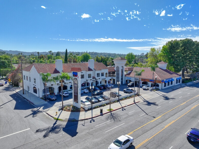 Primary Photo Of 19100 Ventura Blvd, Tarzana Storefront Retail Office For Sale