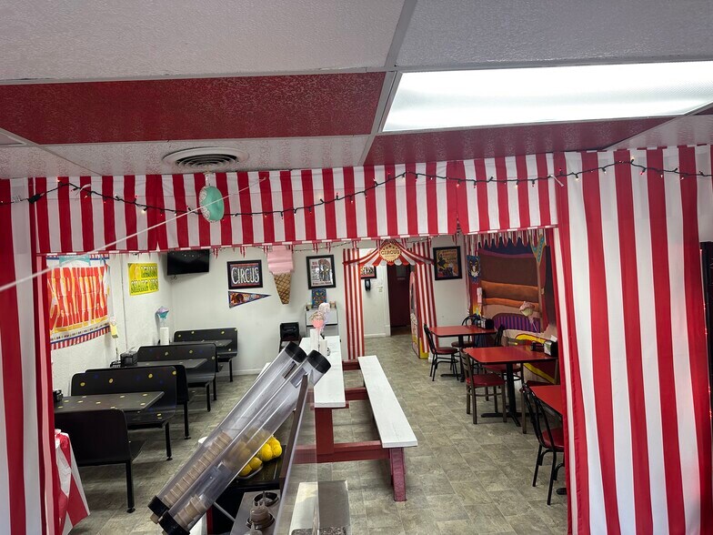 More Photos Of 234 E Main St, Knoxville General Retail For Sale