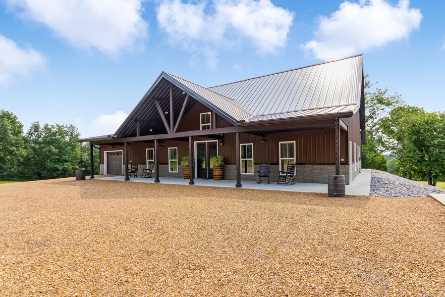 More Photos Of 1049 Oregon Rd, Lascassas Specialty For Sale