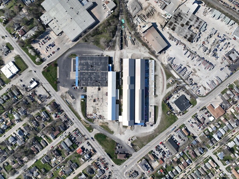 More Photos Of 3000 S Shelby St, Indianapolis Warehouse For Lease