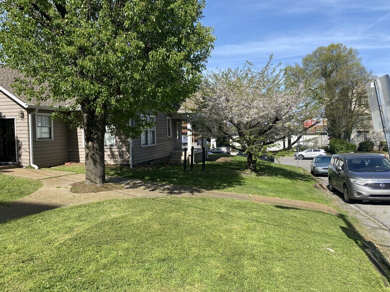 More Photos Of 113 30th Ave N, Nashville Medical For Sale