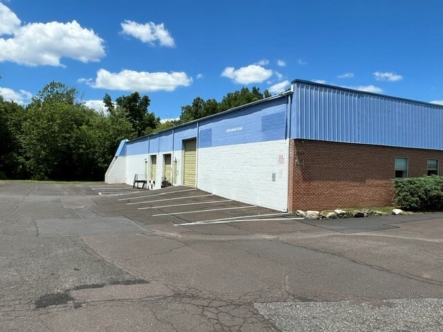 More Photos Of 1330 Industry Rd, Hatfield Warehouse For Lease