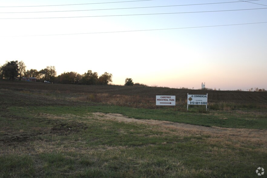 Primary Photo Of M-291 Hwy @ Kentucky, Independence Land For Lease