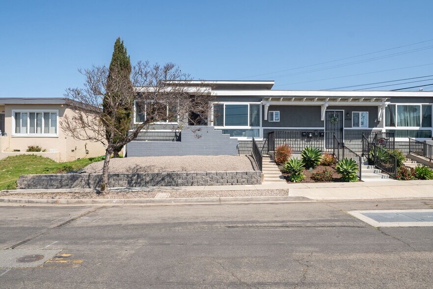 More Photos Of 4924-4926 Iroquois Ave, San Diego Specialty For Sale