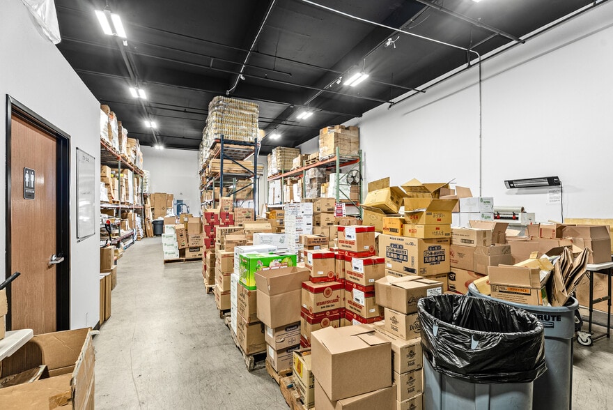 More Photos Of 2003 Raymer Ave, Fullerton Distribution For Sale