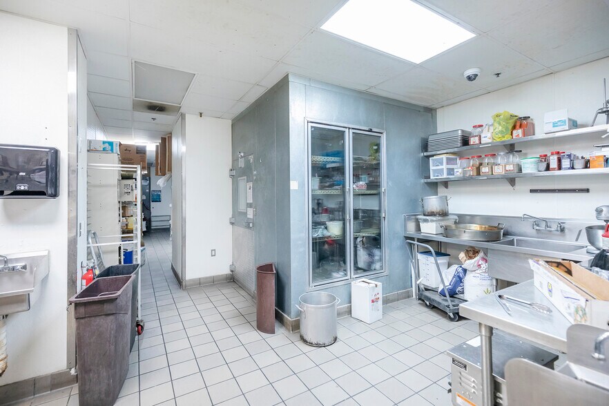 More Photos Of 1000 K St, Sacramento Restaurant For Lease